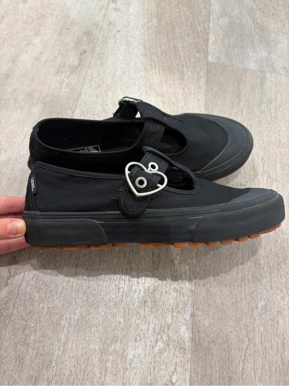 Vans Women’s Black Heart Buckle Mary Jane Sneakers Style 93